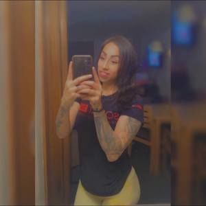 Meet your Posher, Yvette